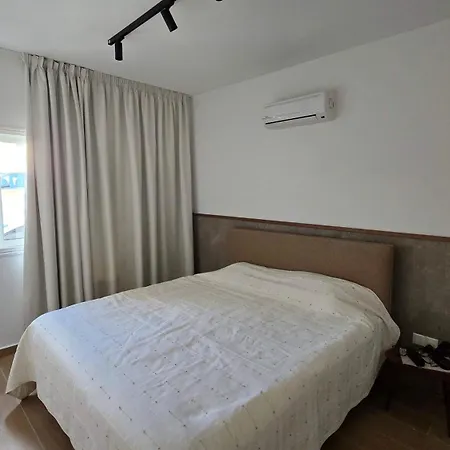 Dahan Sirena Lighthouse Luxury بافوس